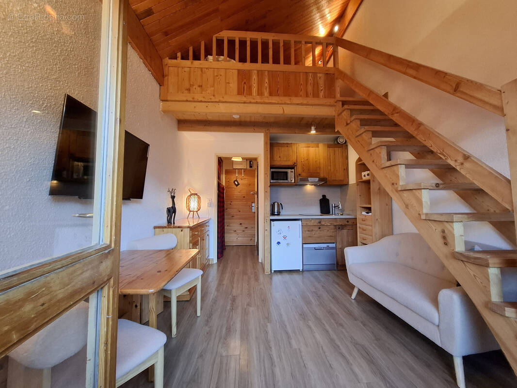 Appartement à LES ALLUES