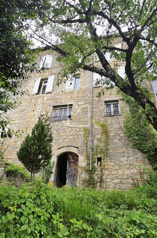 Maison à AYEN