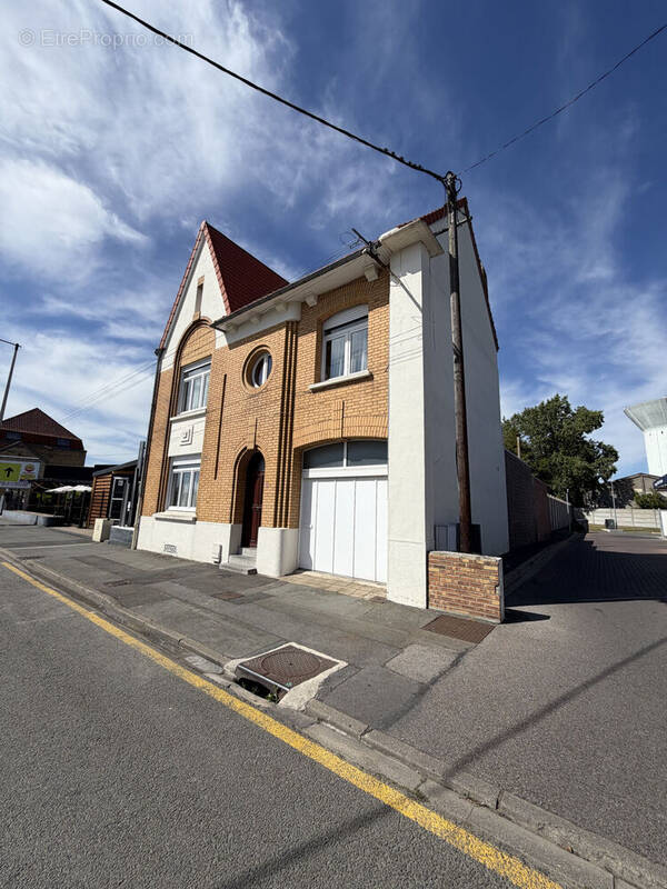 Photo 1 - Maison à BETHUNE
