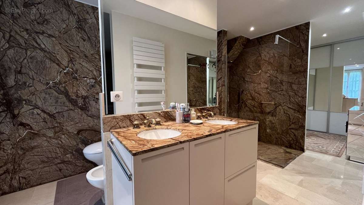 Maison à ALLIGNY-EN-MORVAN