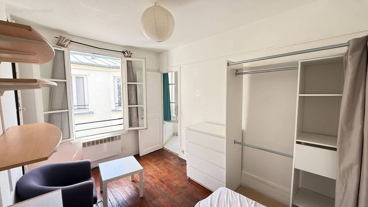 Appartement à PARIS-12E
