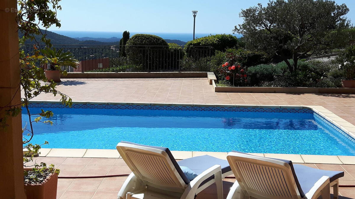 Maison à LA LONDE-LES-MAURES