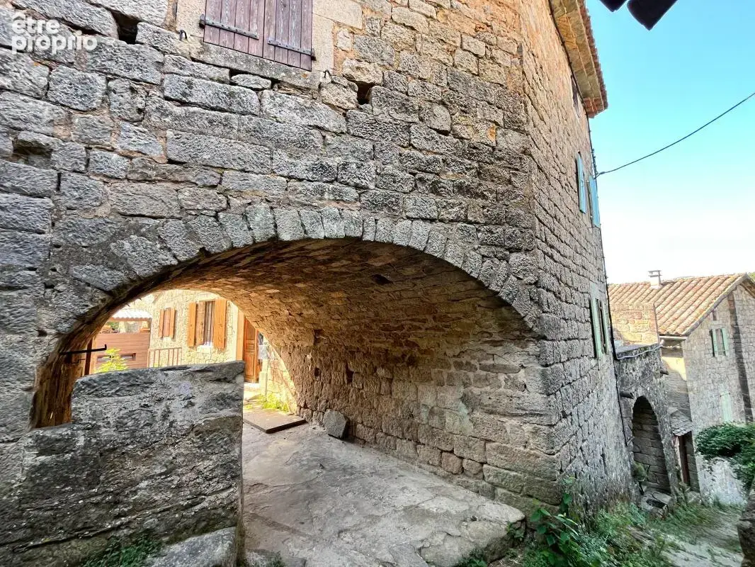 Maison en pierres et jardinet - photo 4