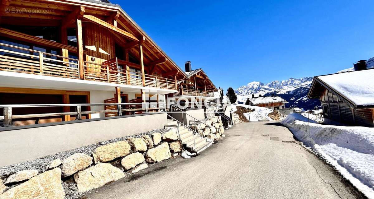 Appartement à HAUTELUCE