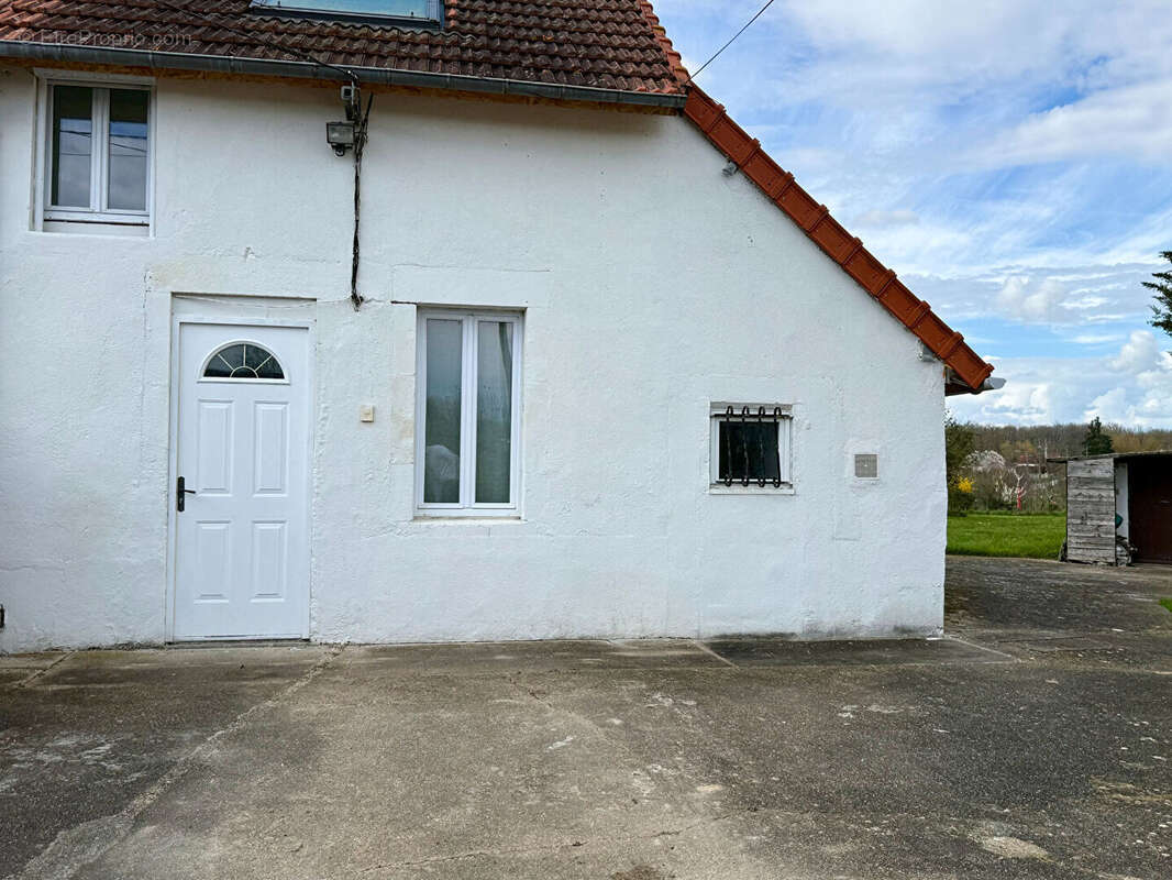 Maison à SAINT-LEGER-LE-PETIT