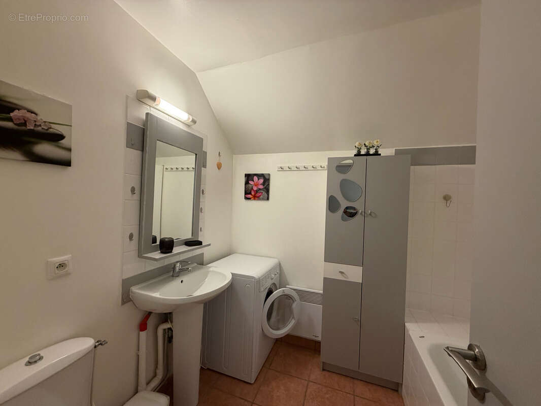 Appartement à MONCEAUX-SUR-DORDOGNE