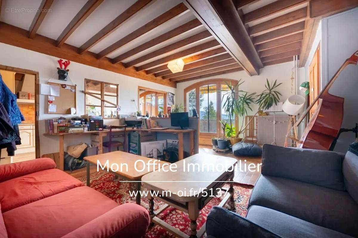 Appartement à PRUNIERES