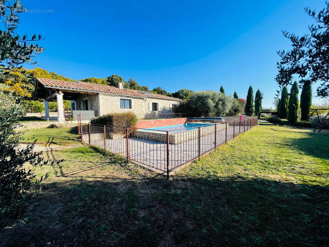 Maison à ORGNAC-L'AVEN