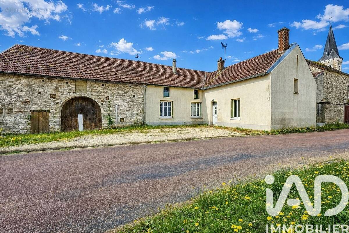 Photo 1 - Maison à BAON