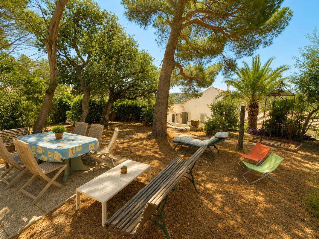 Maison 94 m² à La Seyne-Sur-Mer  - photo 2