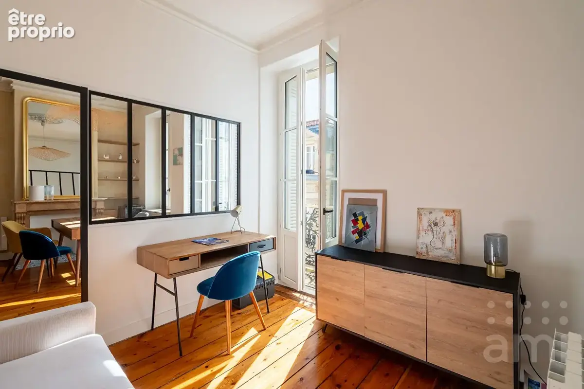 Appartement T3 avec vue exceptionnelle sur la cathédrale Pey-Berland - photo 7