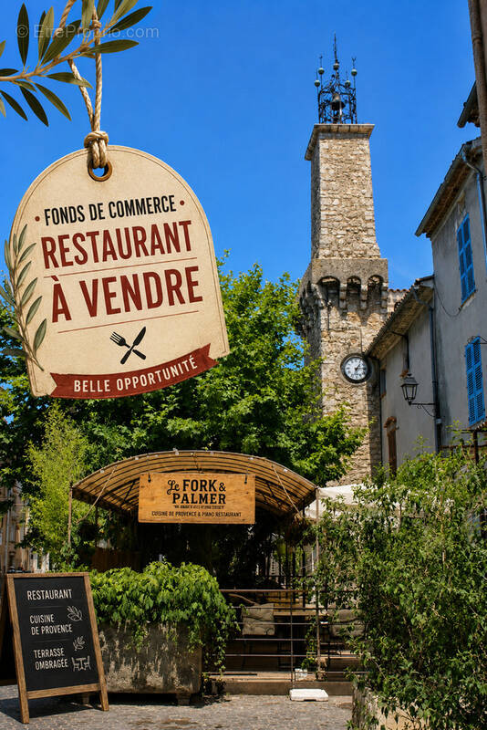 Commerce à PIGNANS