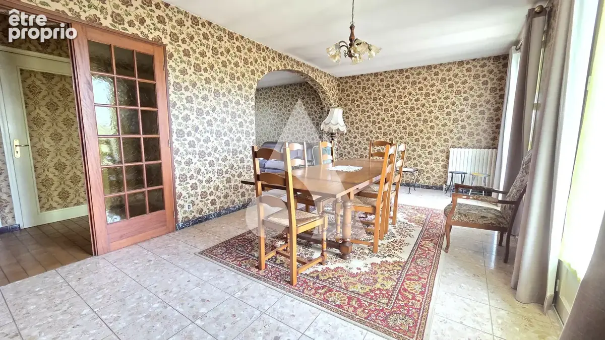 Maison individuelle à rénover, 97 m² + grenier aménageable, terrain de 1 689 m², dépendances et sous-sol ? COURLAOUX 39570 - photo 2