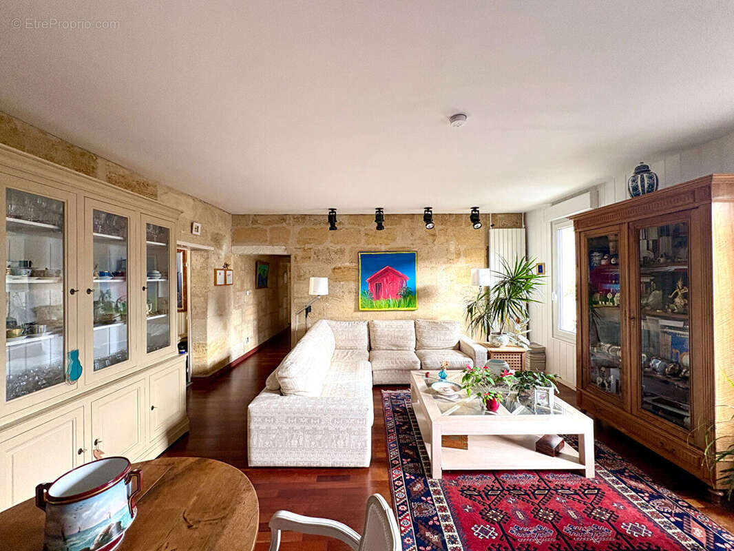 Appartement à BORDEAUX