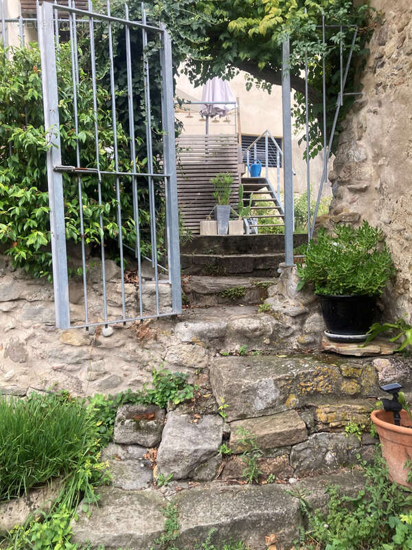 Secteur St Hilaire, maison en pierre rénovée - photo 25
