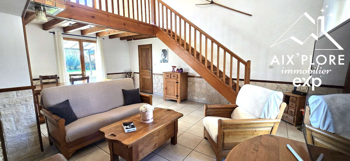 Maison à AMBUTRIX