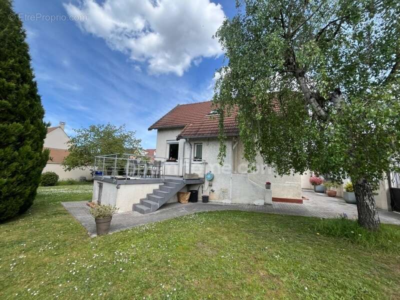 Maison à SAINT-PRIX