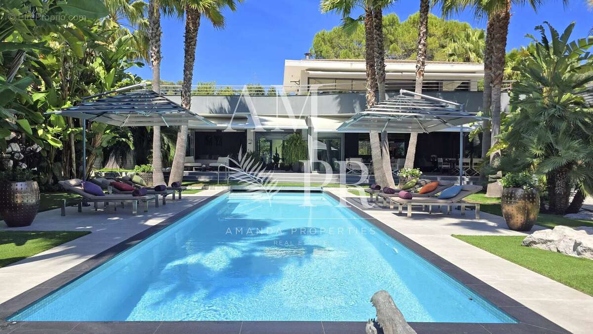 Maison à MOUGINS