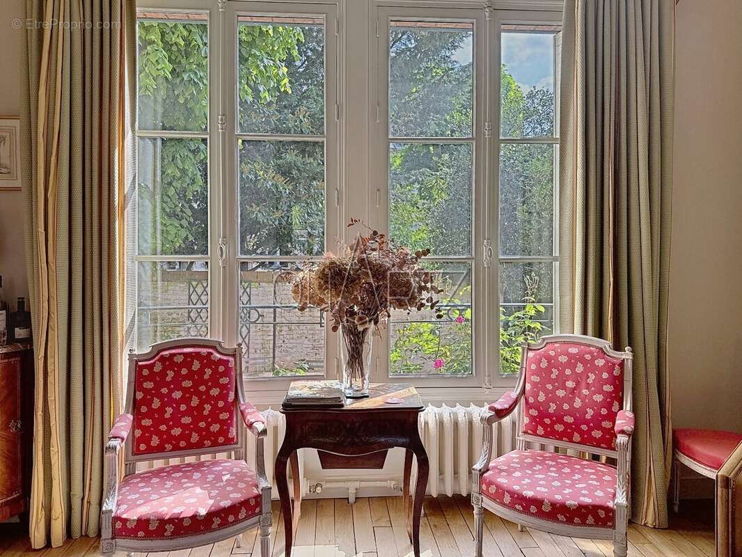 Maison à LE CHESNAY