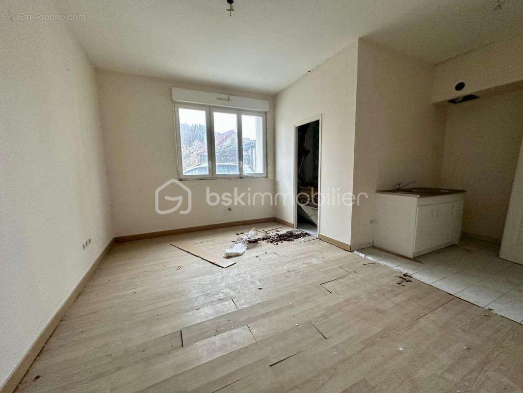 Appartement à BRUYERES-ET-MONTBERAULT