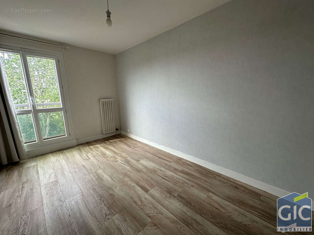 A vendre 3pp caen canal et a 2 pas du centre ville. - photo 12