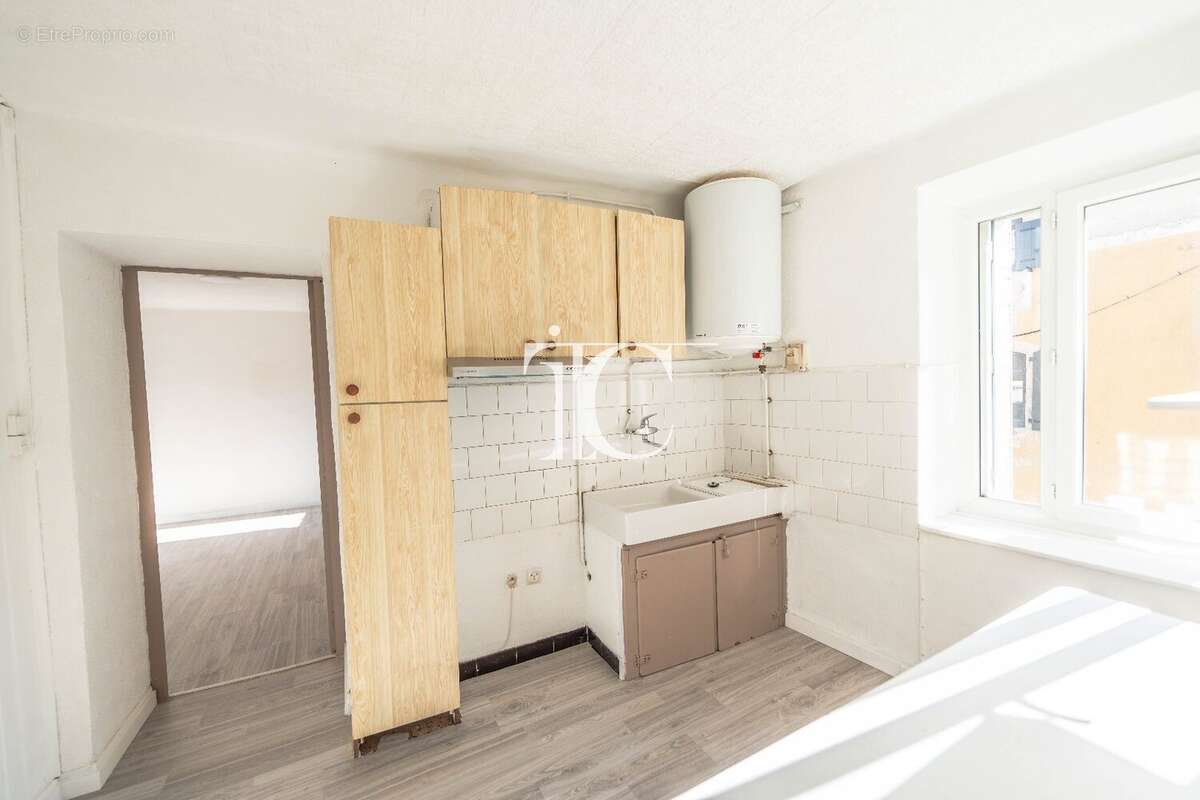 Appartement T3 au Cur du Village des Vans - photo 2