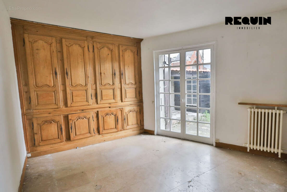 Appartement à MERIGNIES