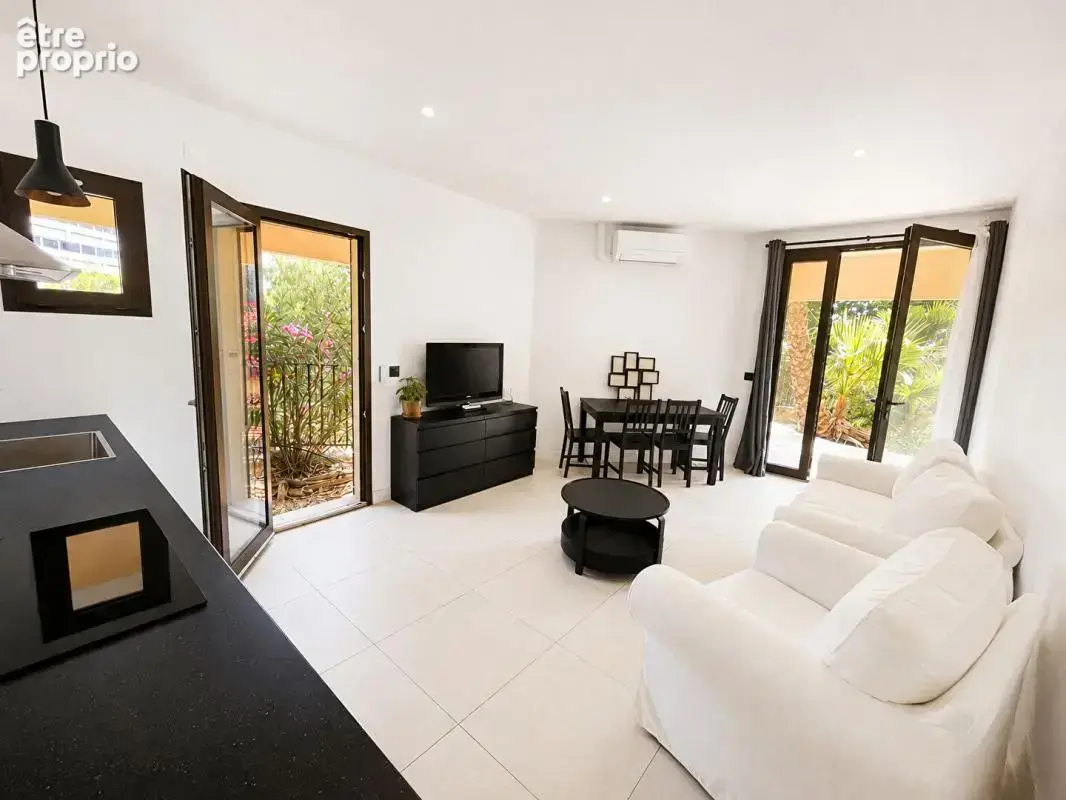 Photo Appartement à Frejus au prix de 298 000€