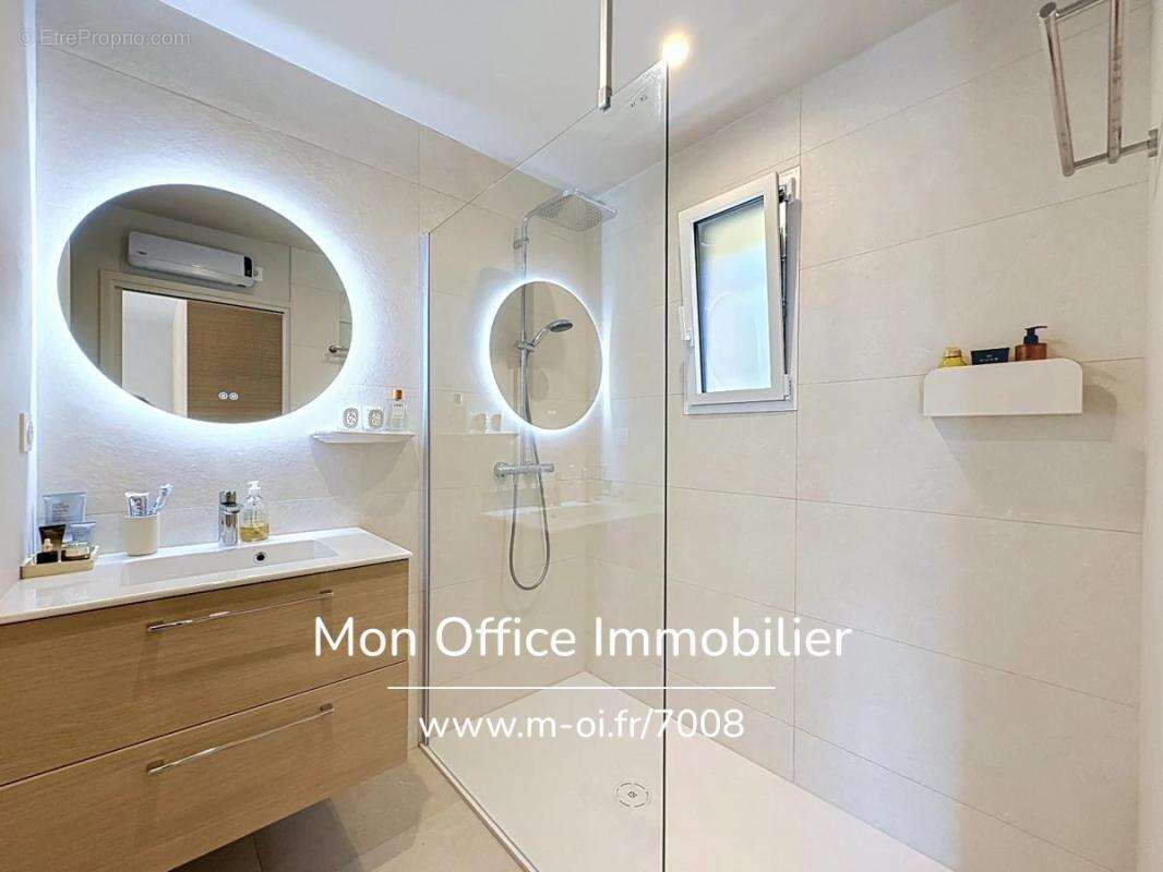 Référence : 7008-les - duplex t3 rénové à 100m de la plage à vendre à grimaud beauvallon - photo 18