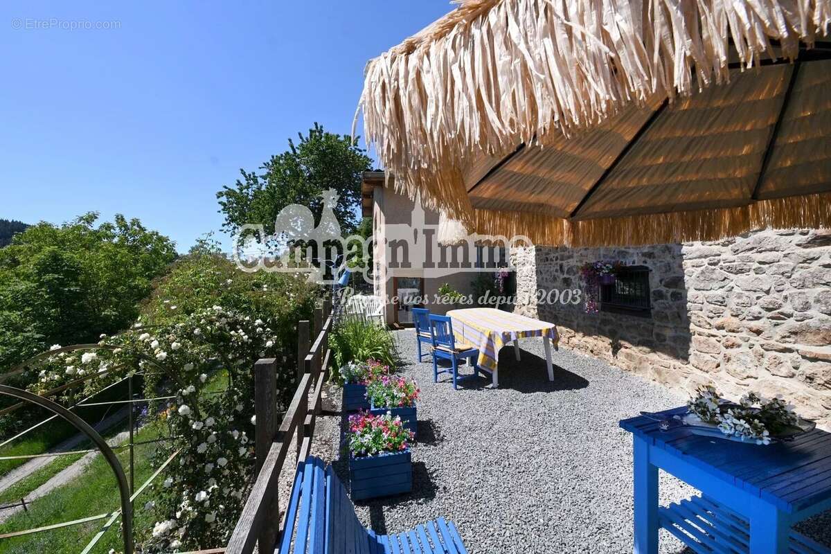 Magnifique maison en pierres avec dépendances - photo 12