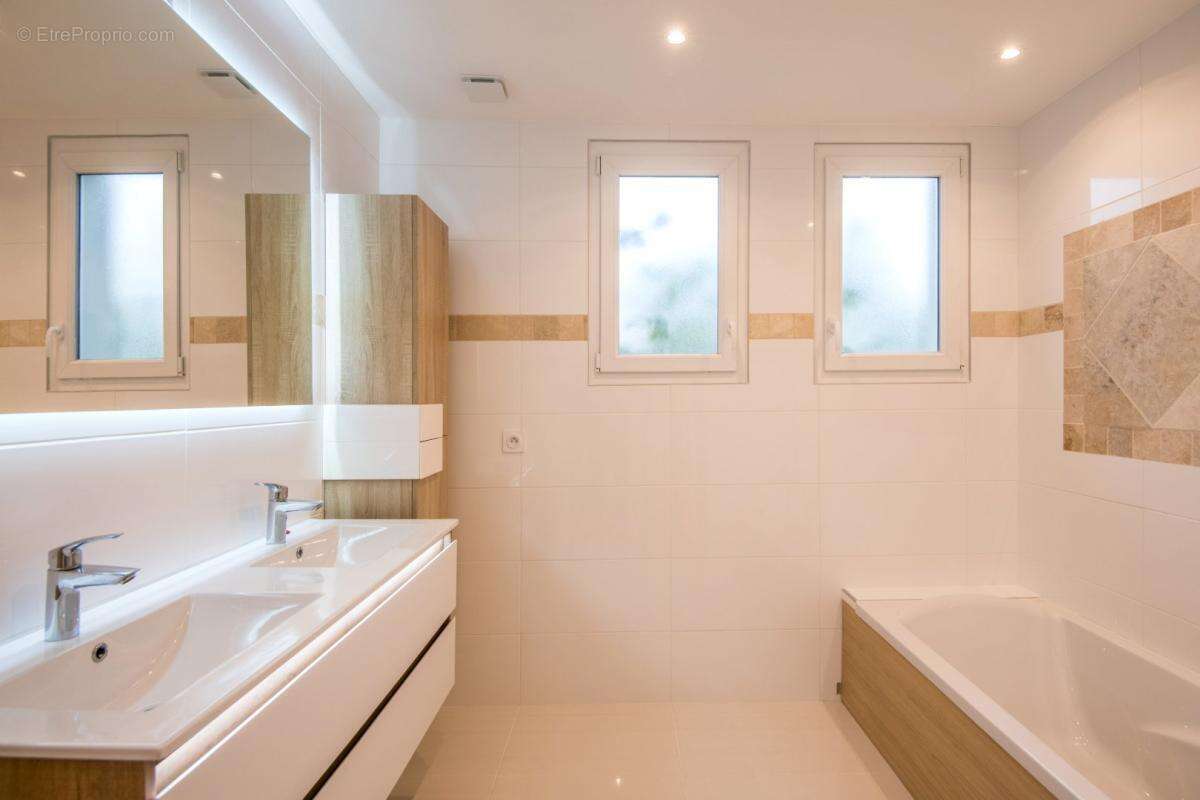 Maison à BRIVE-LA-GAILLARDE