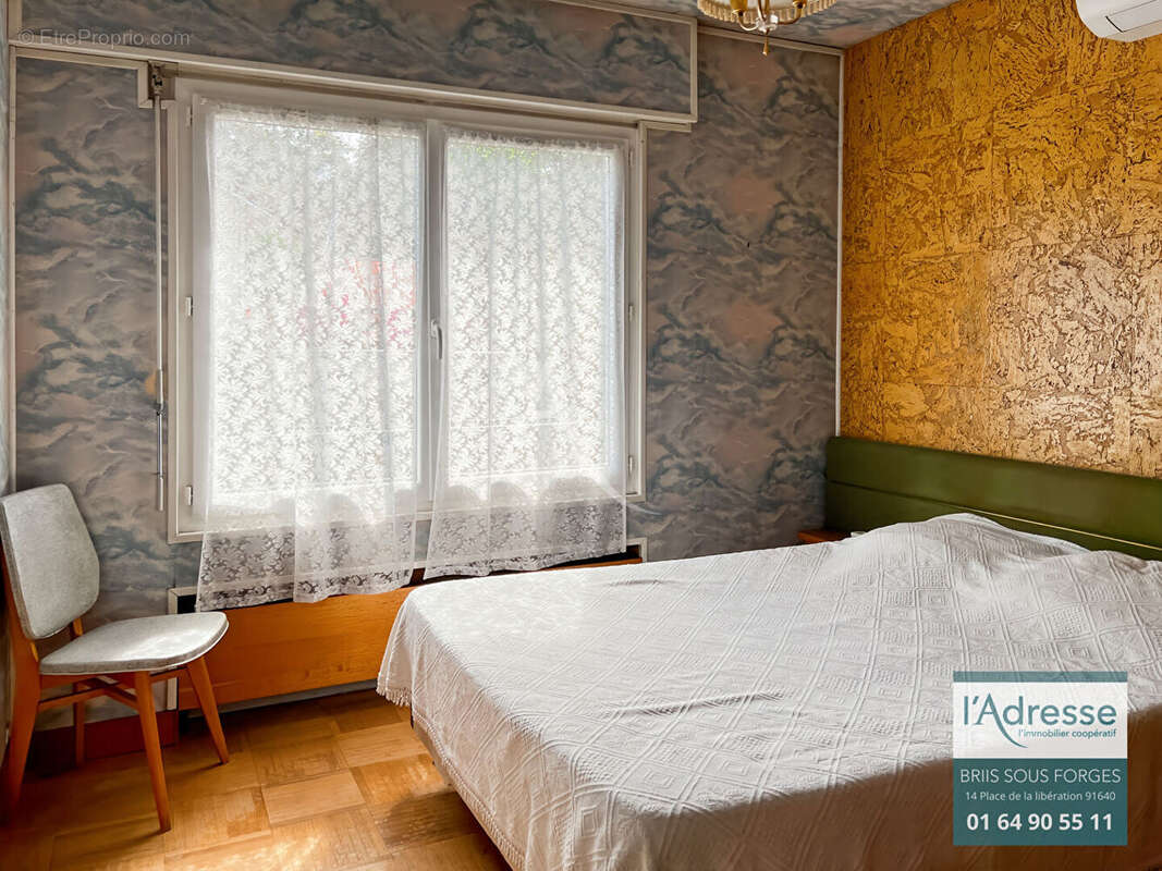 Maison à BRIIS-SOUS-FORGES