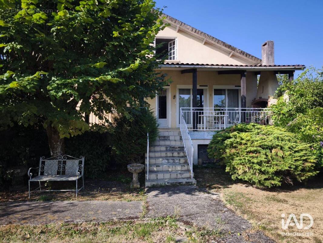 Photo 1 - Maison à VERNEUIL-SUR-VIENNE