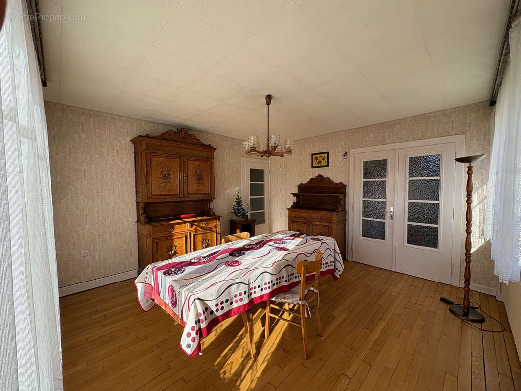 Maison à BOUZONVILLE