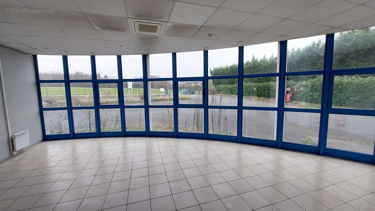 Commerce à POITIERS