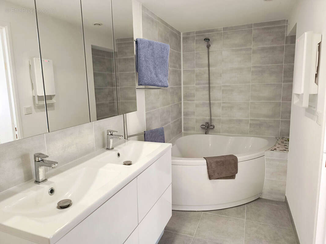 Maison à PLESTIN-LES-GREVES