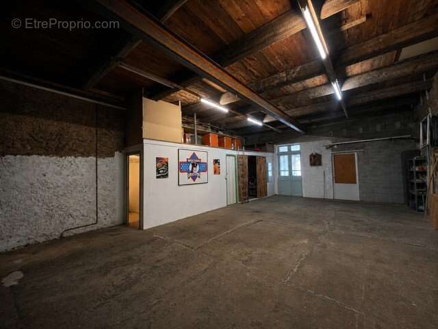 Maison bourgeoise - 201 m², piscine, studio indépendant et vue dégagée ! - photo 16
