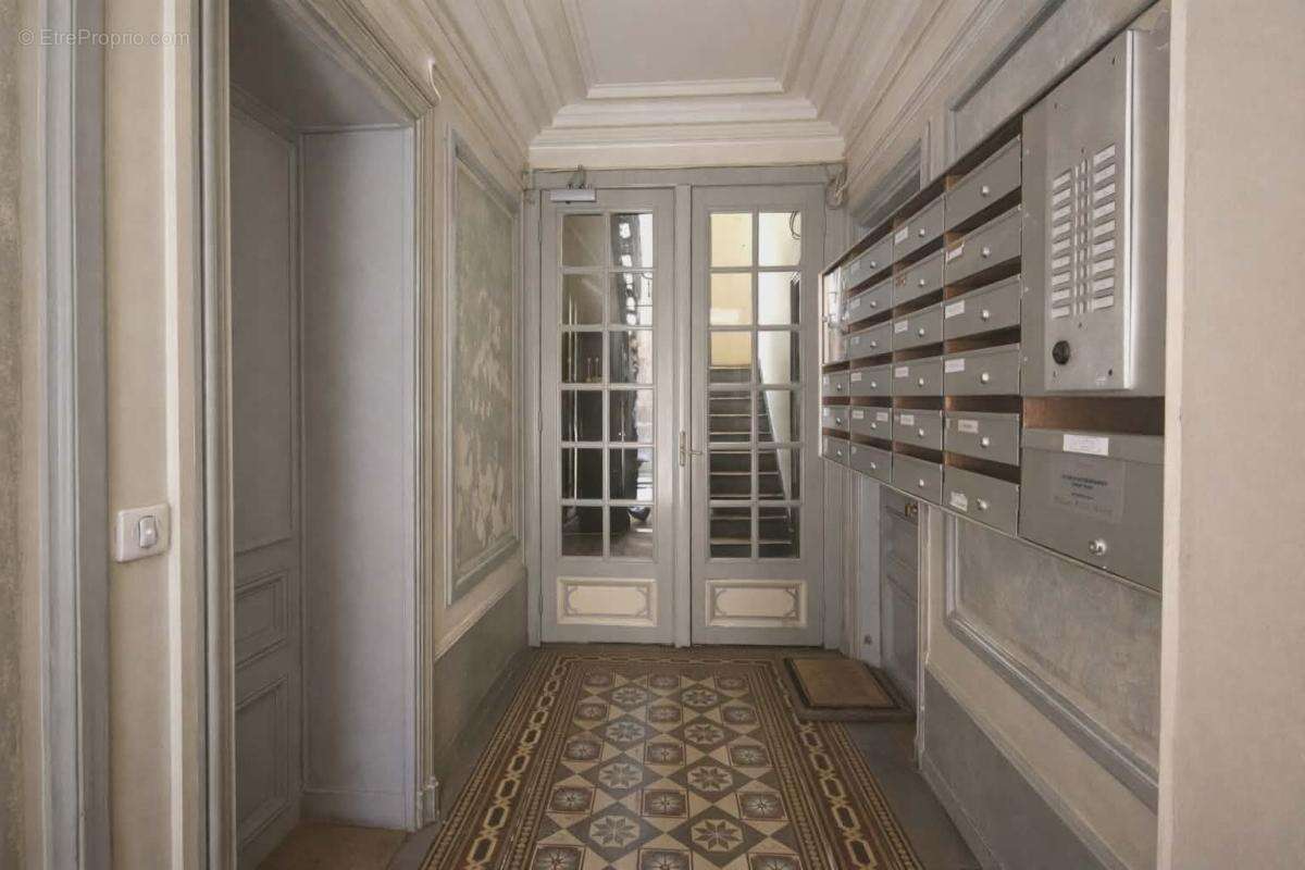 Appartement à PARIS-18E