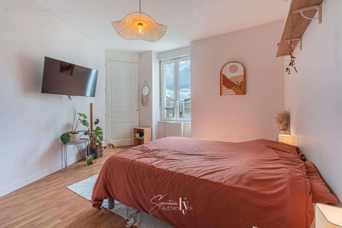 Appartement rénové - photo 2