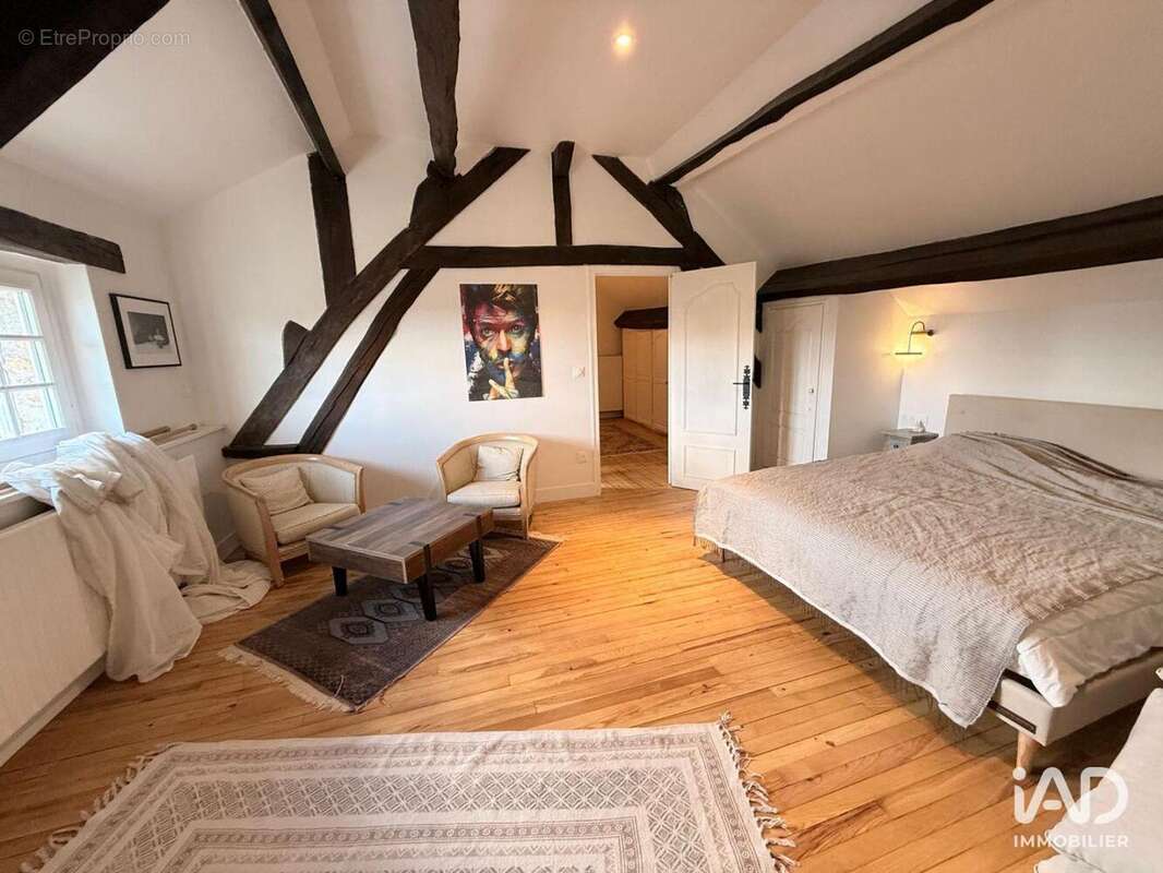 Maison 266 m² à Richebourg  - photo 9