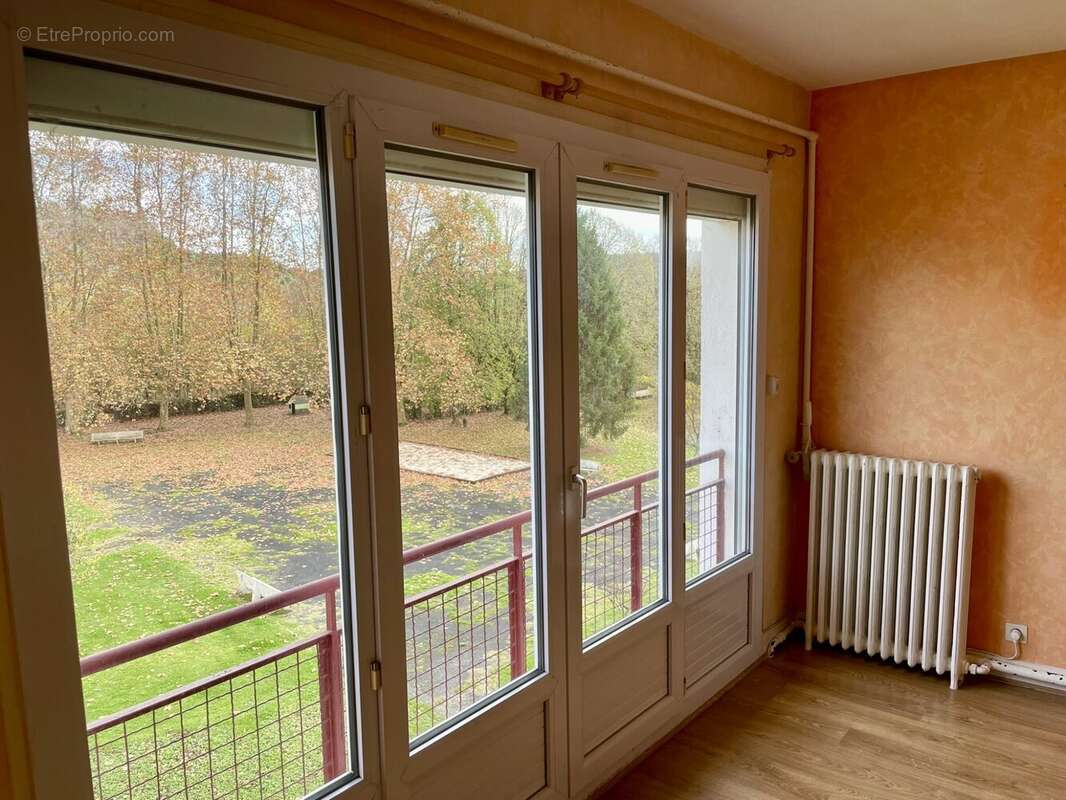 Appartement à SAINT-ASTIER