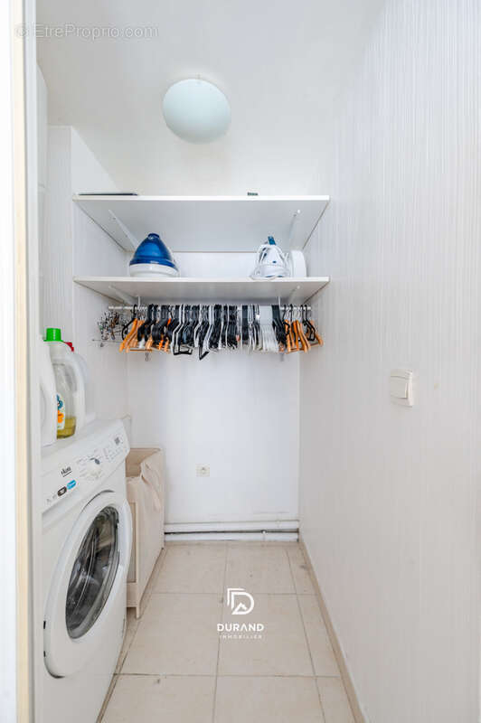Appartement à MARSEILLE-2E