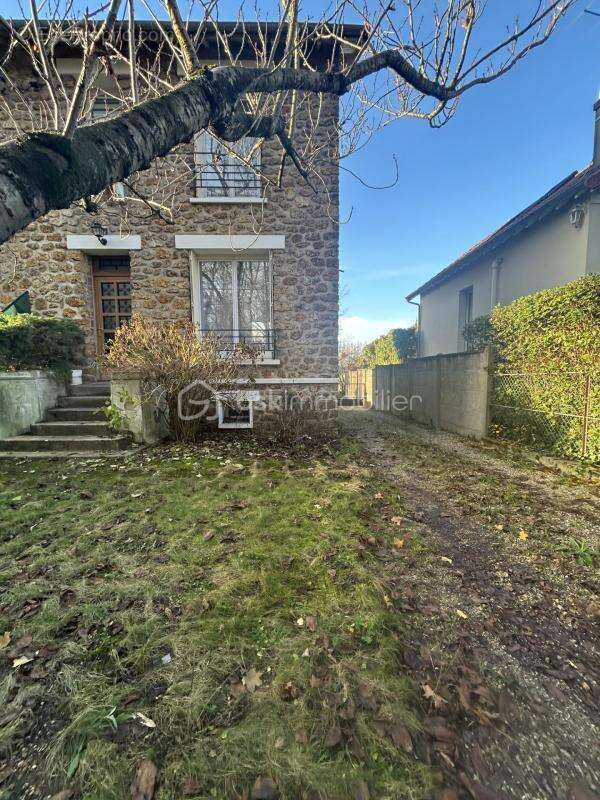 Maison à SAINT-MICHEL-SUR-ORGE