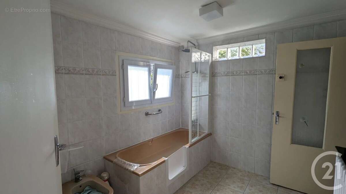 Maison à CHAMPIGNY-SUR-MARNE