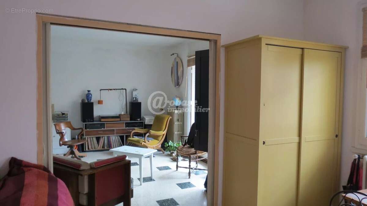 Appartement à MARSEILLE-5E