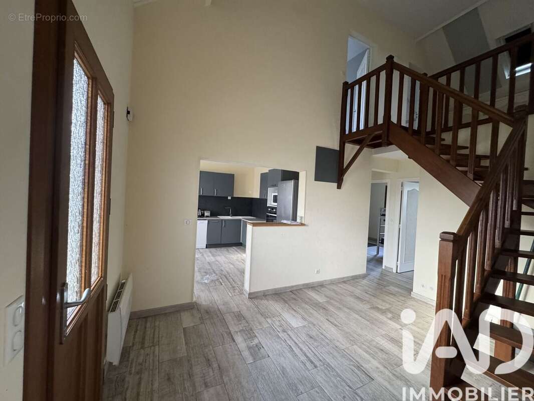 Photo 2 - Maison à MORVILLIERS