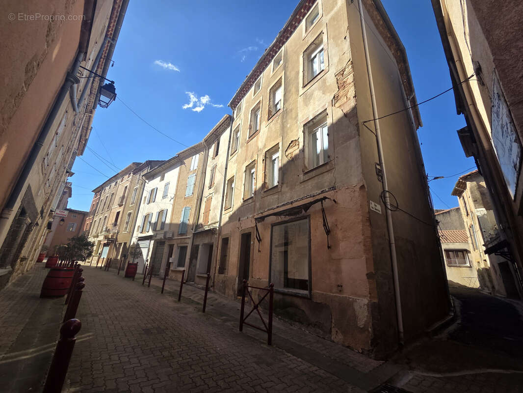 Appartement à SAINT-CHINIAN