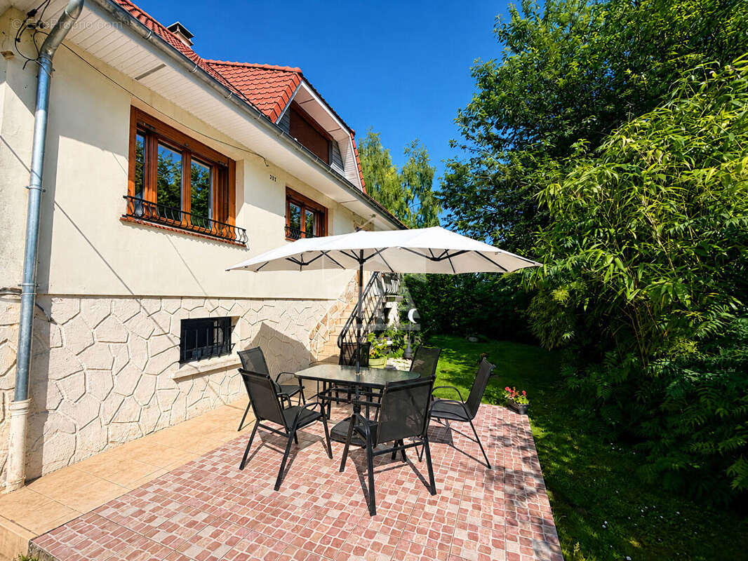Maison 110m² à saint-denœux - photo 2