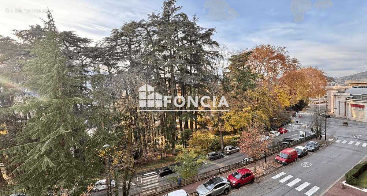 Appartement à AIX-LES-BAINS