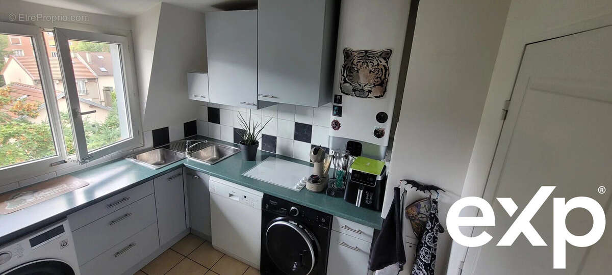 Appartement à LA GARENNE-COLOMBES
